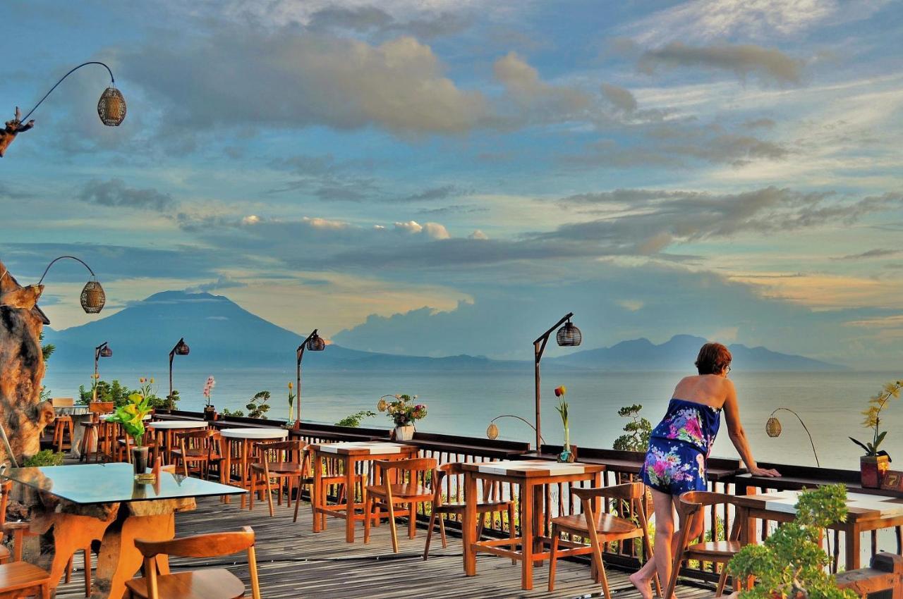 Ocean Terrace Suite And Spa Luxury Batununggul Esterno foto