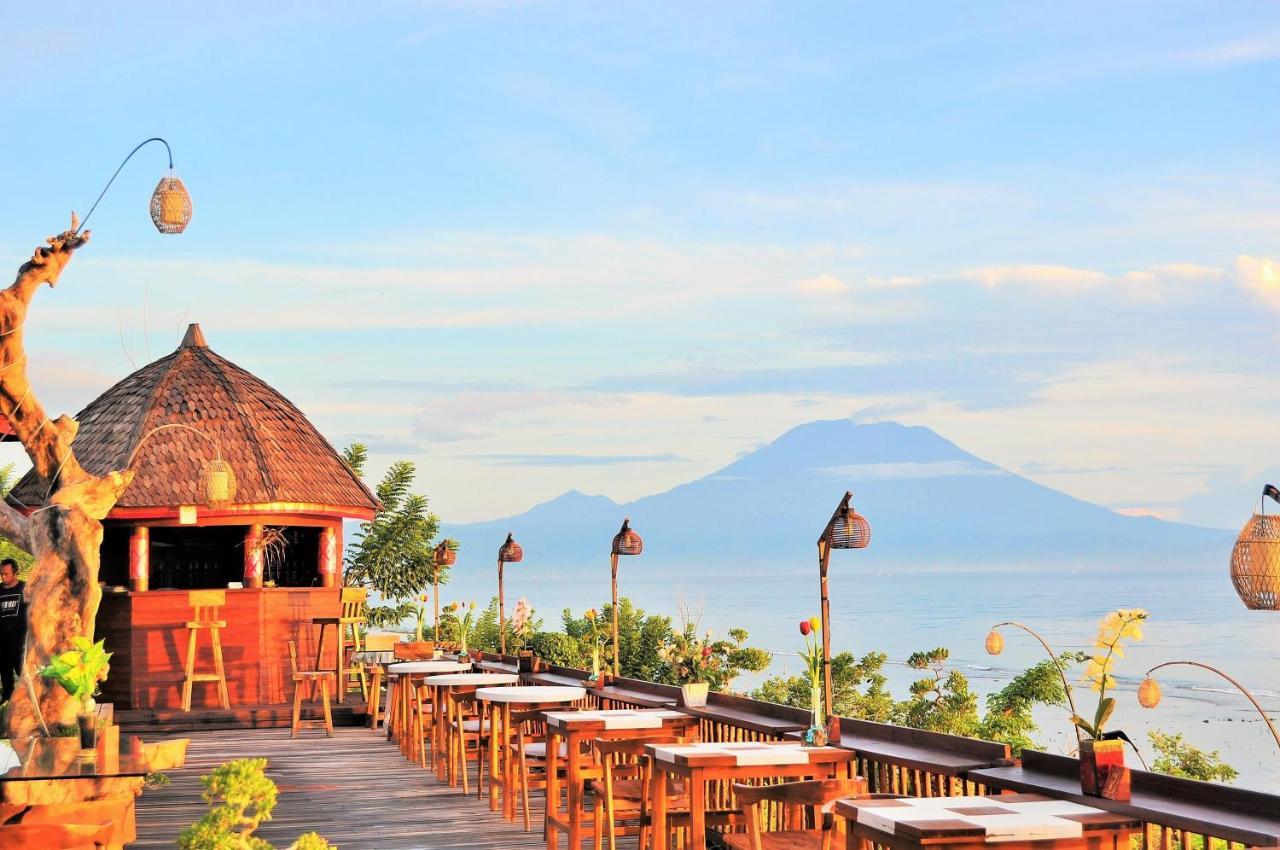Ocean Terrace Suite And Spa Luxury Batununggul Esterno foto
