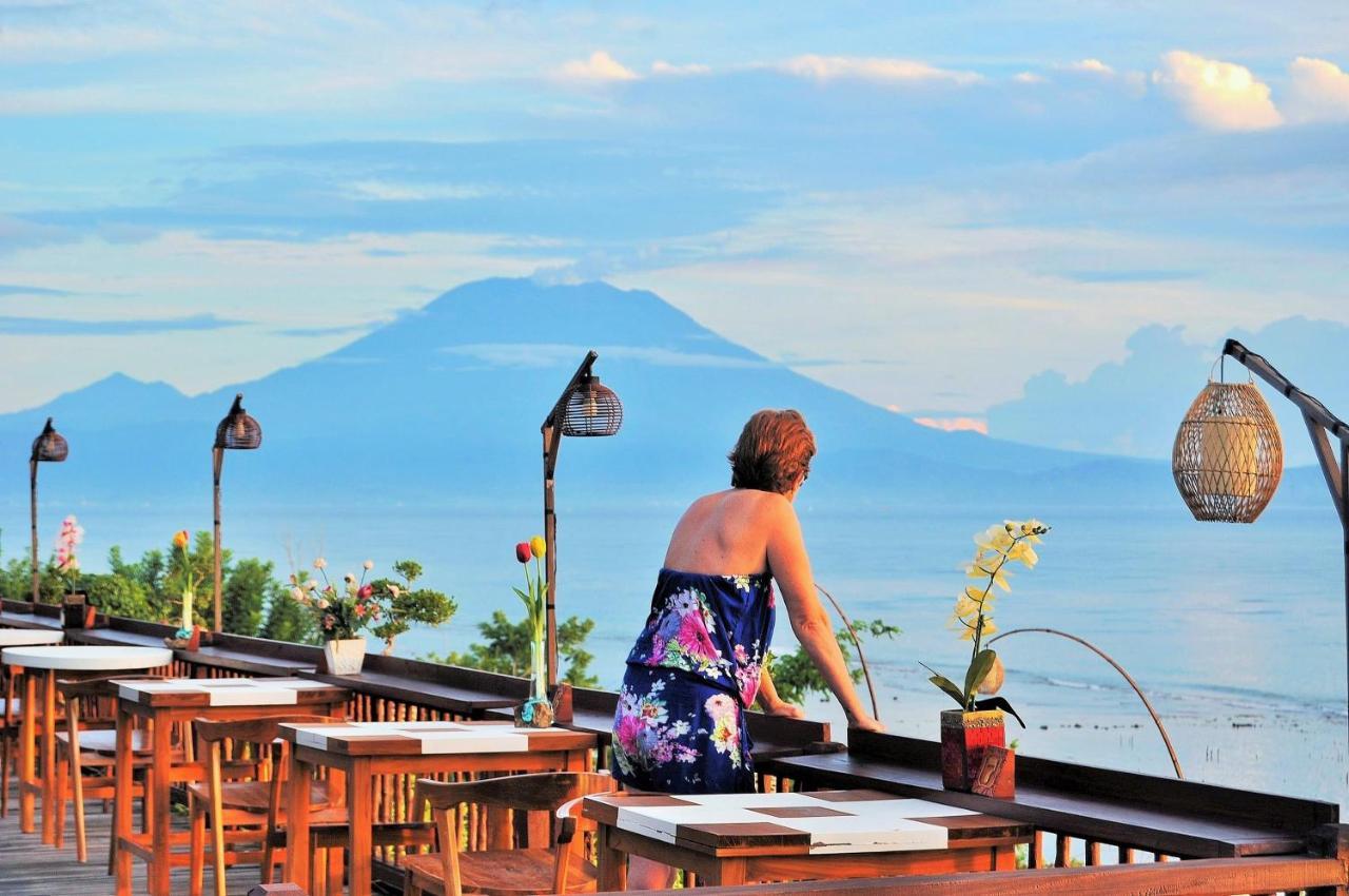 Ocean Terrace Suite And Spa Luxury Batununggul Esterno foto