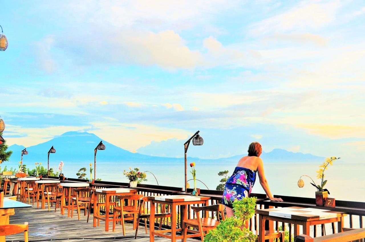 Ocean Terrace Suite And Spa Luxury Batununggul Esterno foto